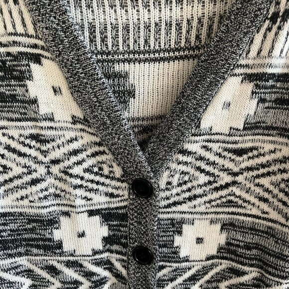 Cardigan Jacket Long Sleeve Womens S Black White Red Button Up Aztec Design - Picture 3 of 12